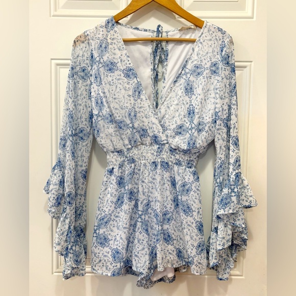 Altar’d State Blue/White Paisley Print Ruffled Bell Sleeve Romper in Size S - Picture 2 of 13